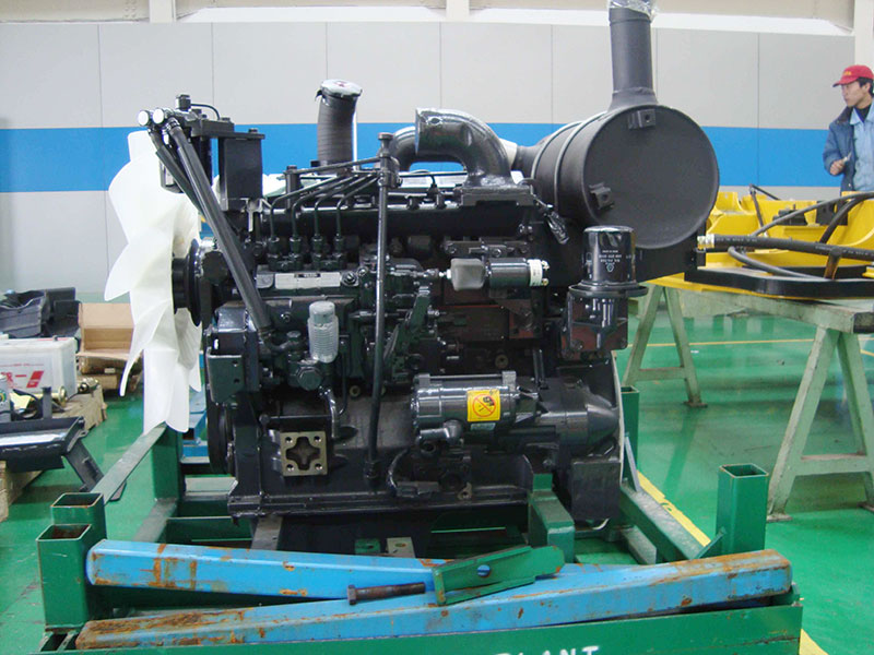 挖掘机发动机曲轴断裂故障问题